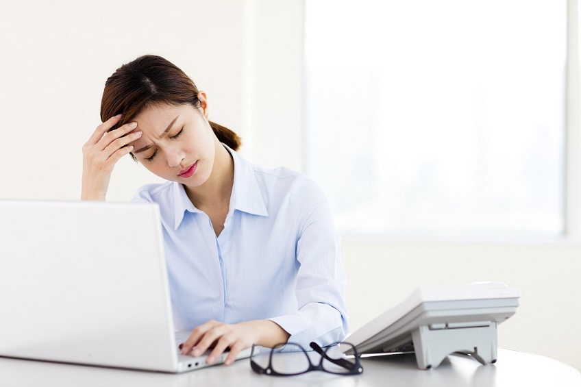 Chọn mua laptop cho nữ văn phòng
