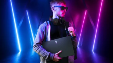 Acer Gaming Nitro V 15 ProPanel - Laptop Gaming AI 15.6 Inch Quốc Dân - 13